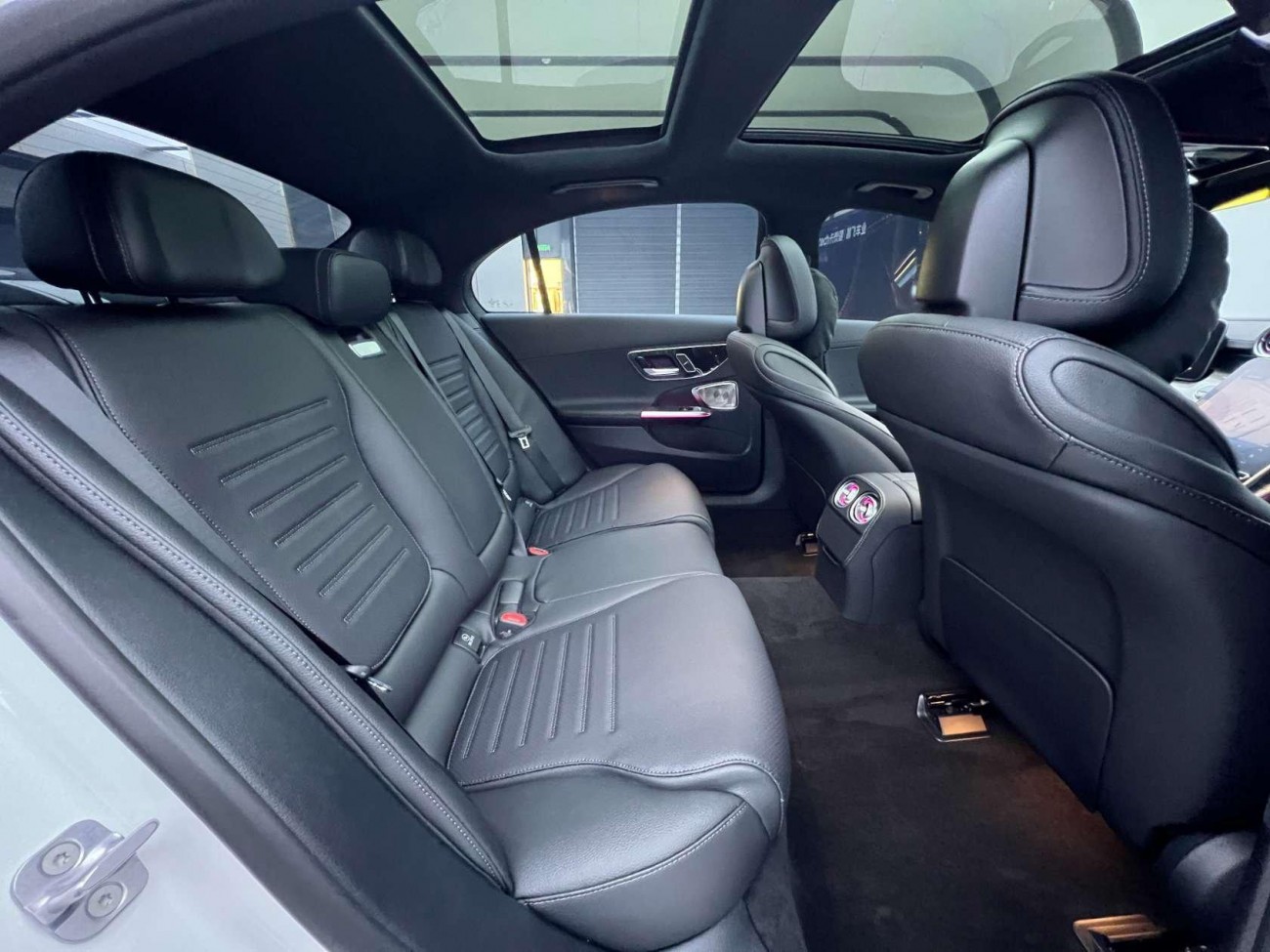 Mercedes-Benz C 260 L 2025