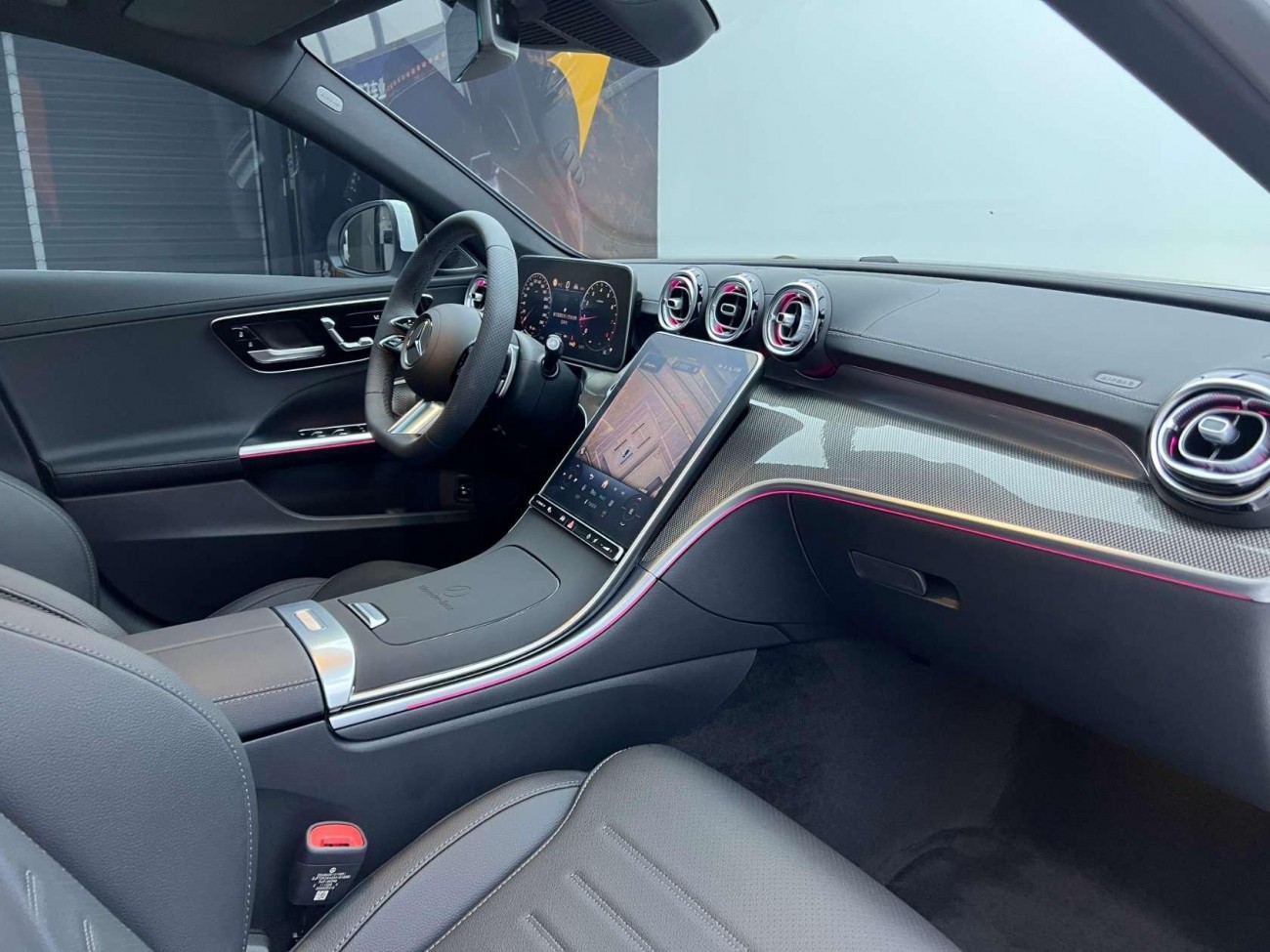 Mercedes-Benz C 260 L 2025