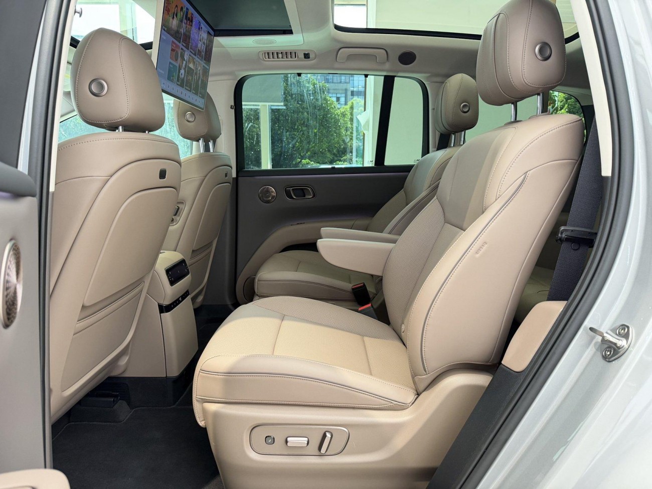Li Auto i8 2026