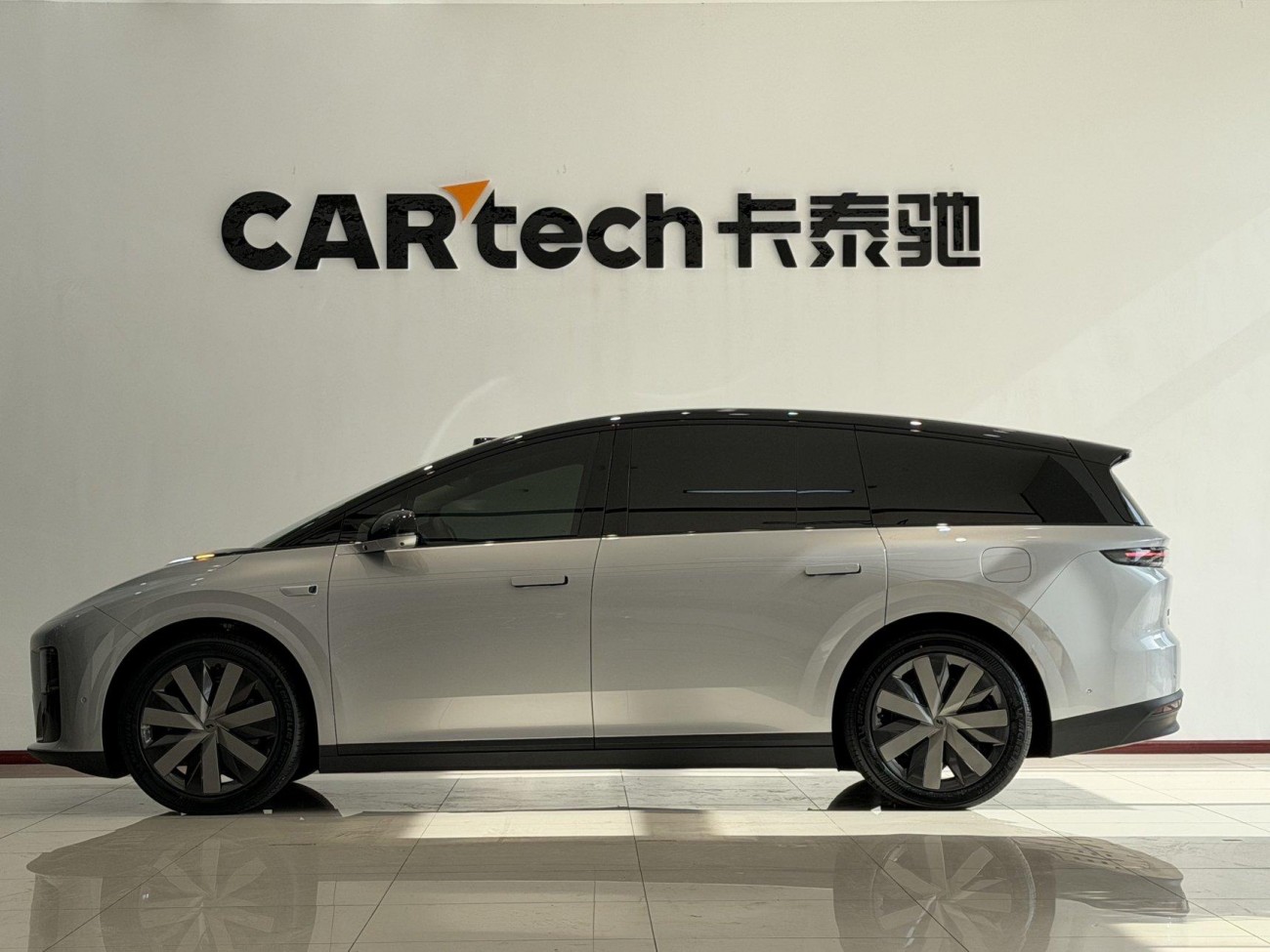 Li Auto i8 2026