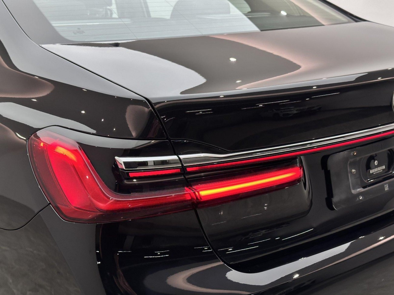 BMW 740Li 2021