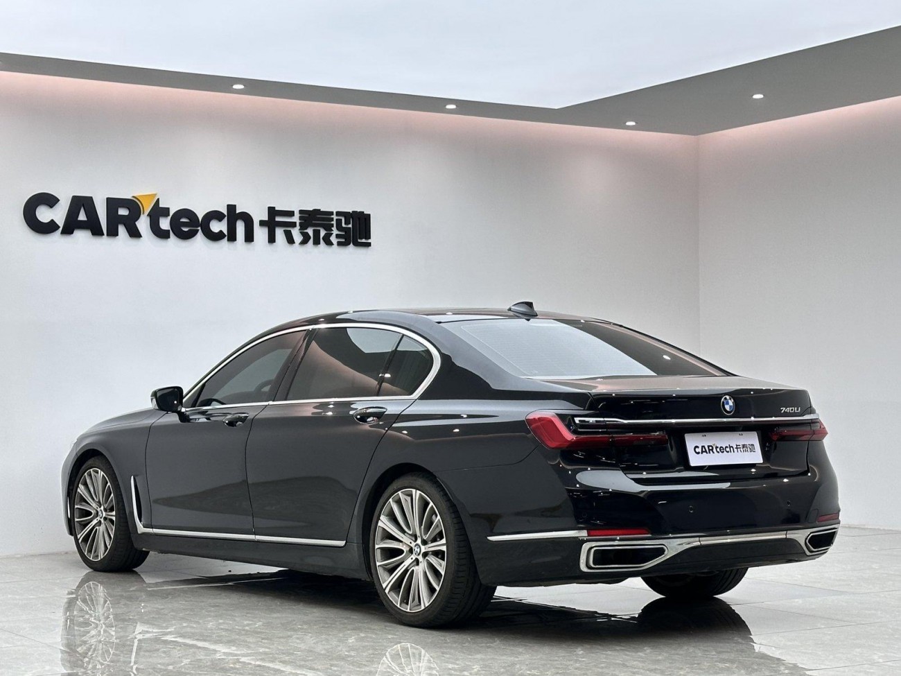 BMW 740Li 2021