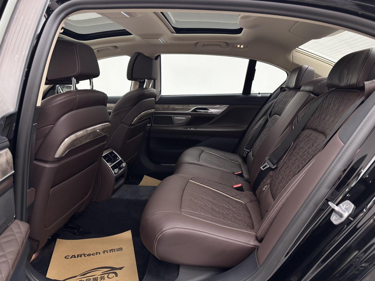 BMW 740Li 2021