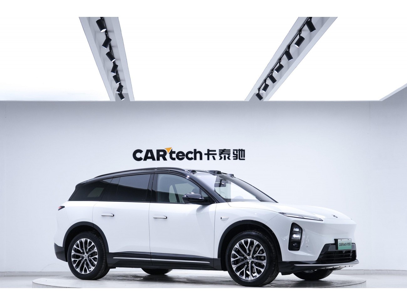 NIO ES6 2025