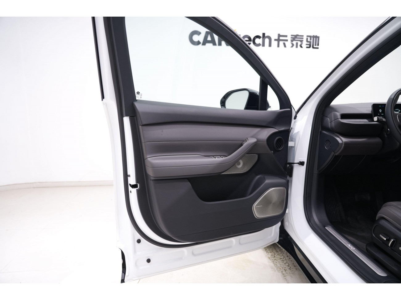 NIO ES6 2025