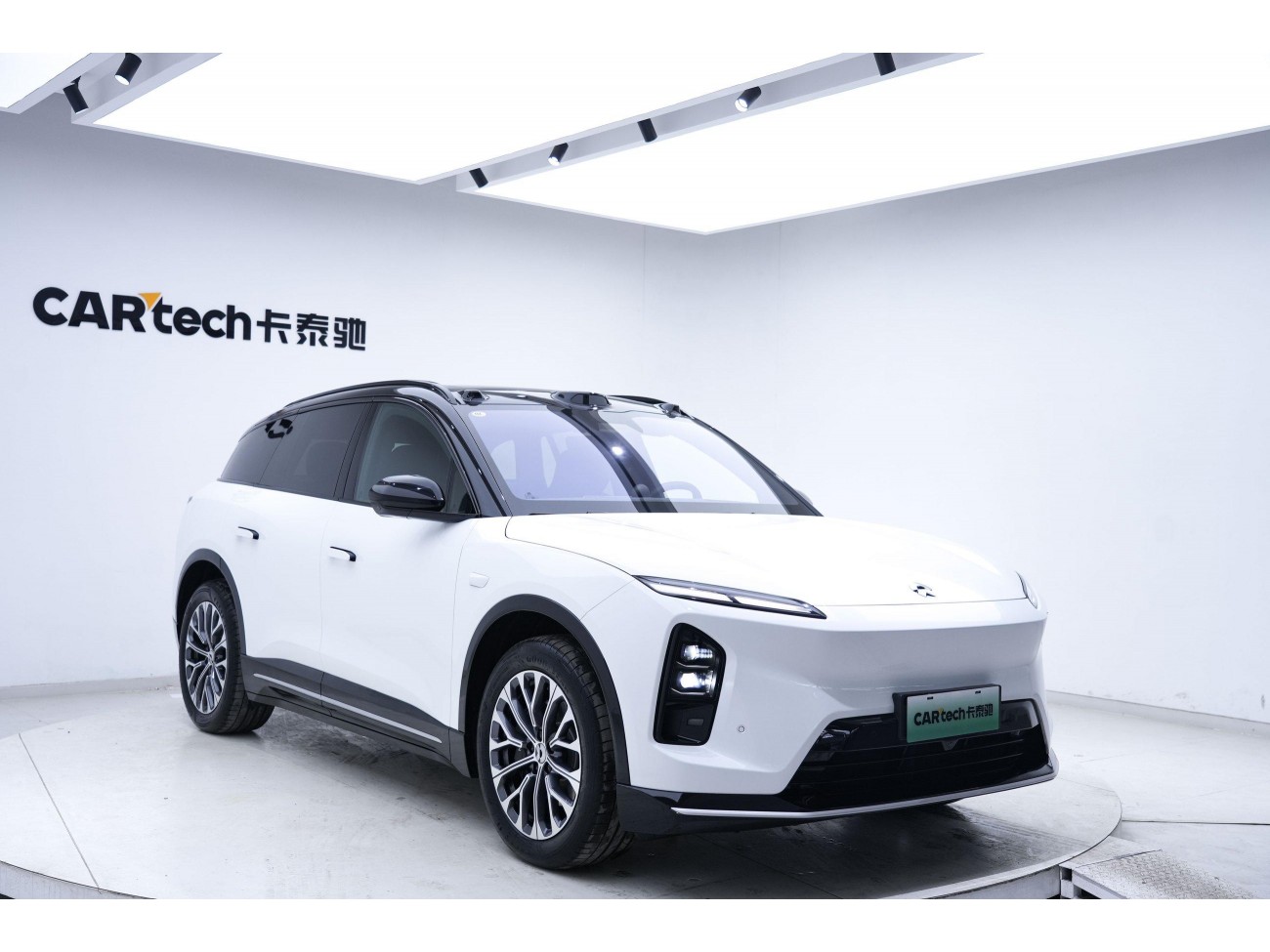 NIO ES6 2025