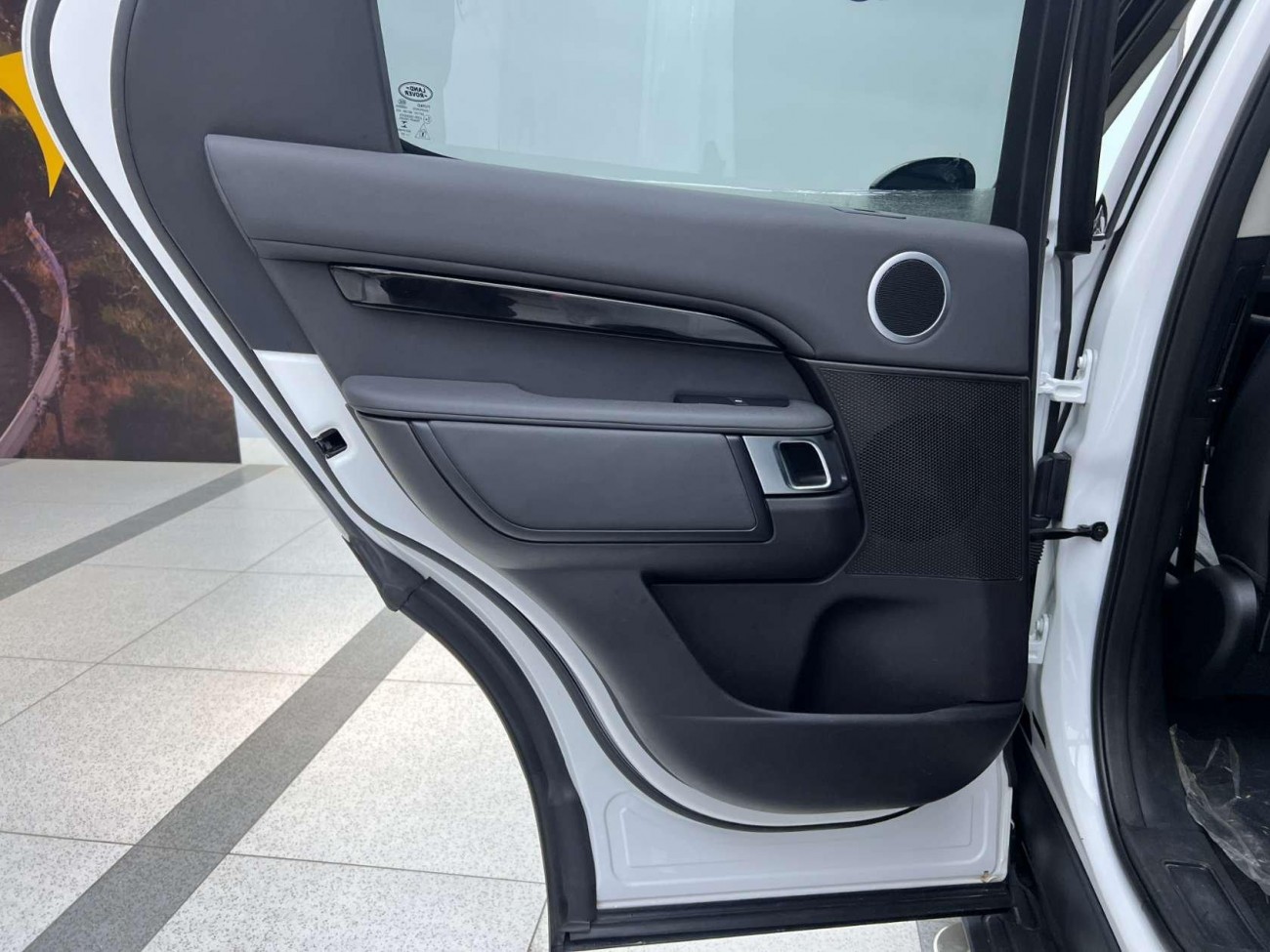 Land Rover Discovery 2018
