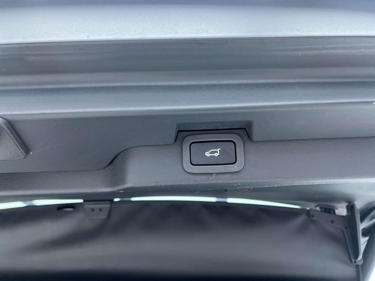 Land Rover Discovery 2018