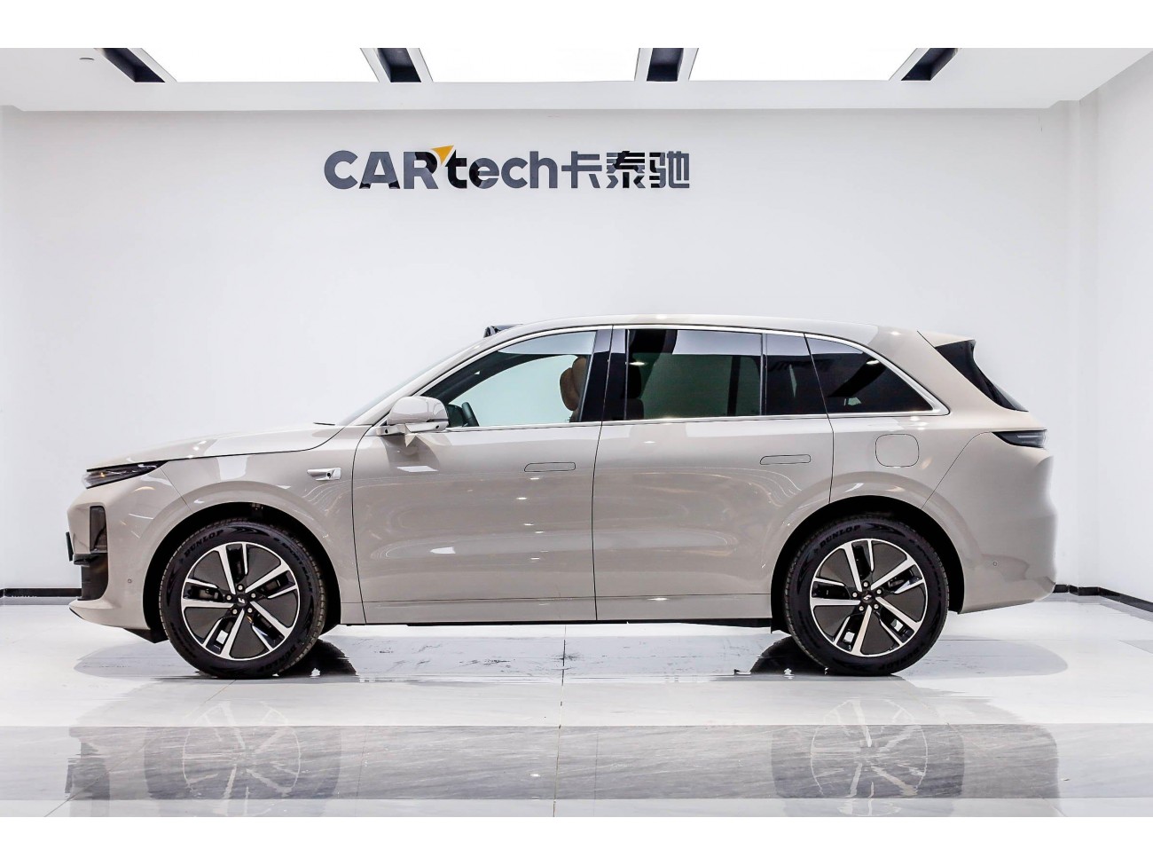 Li Auto L6 2024