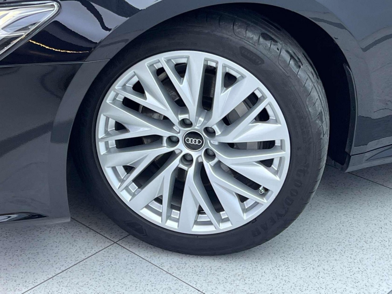 Audi A7L 45 TFSI 2024