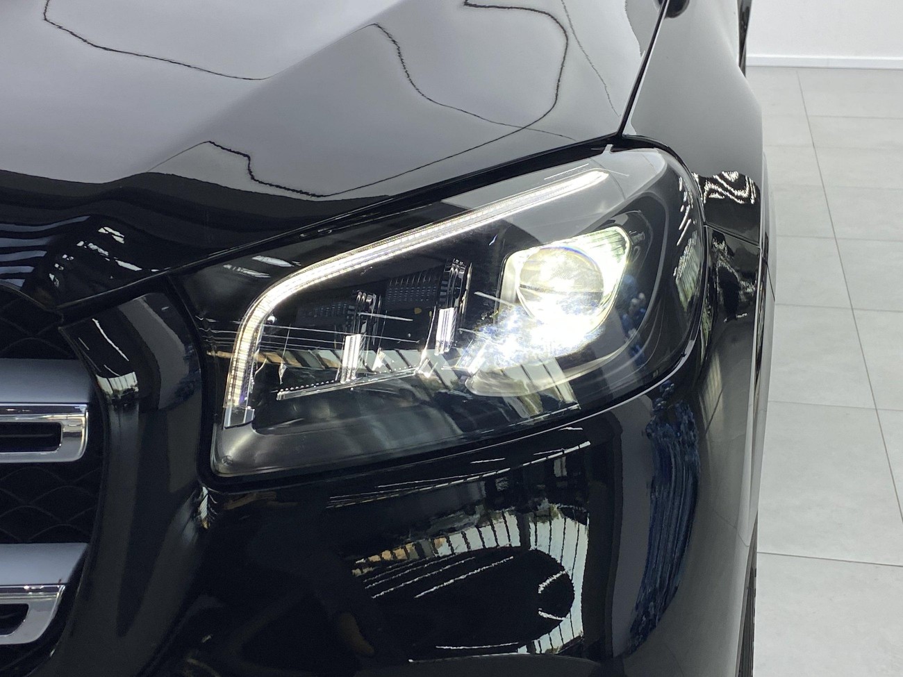Mercedes-Benz GLS 450 4MATIC 2023