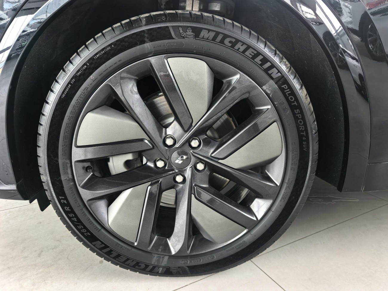 Li Auto L7 2025