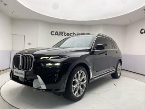 BMW X7 2025
