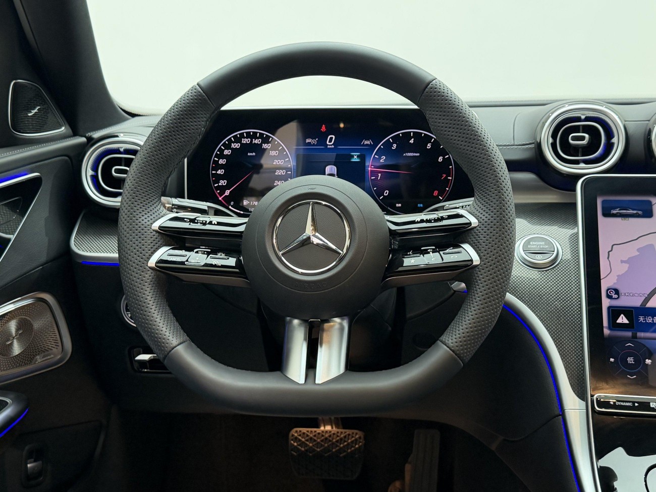 Mercedes-Benz C 260 L 2025