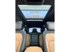Land Rover Defender 2024