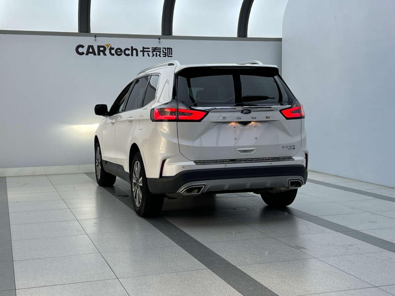 Ford Edge 2021