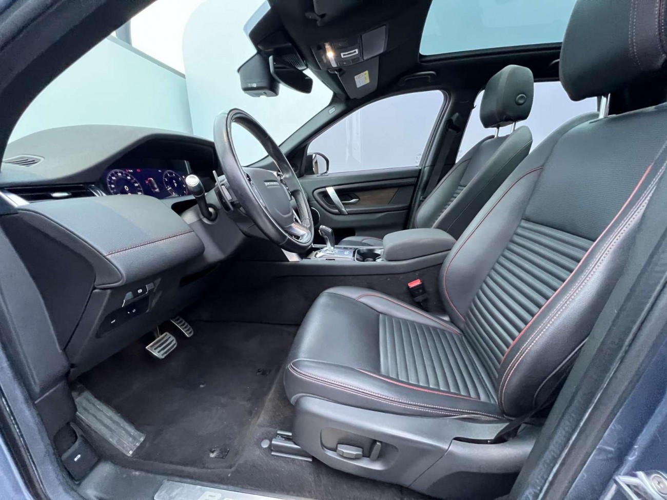 Land Rover Discovery Sport 2021