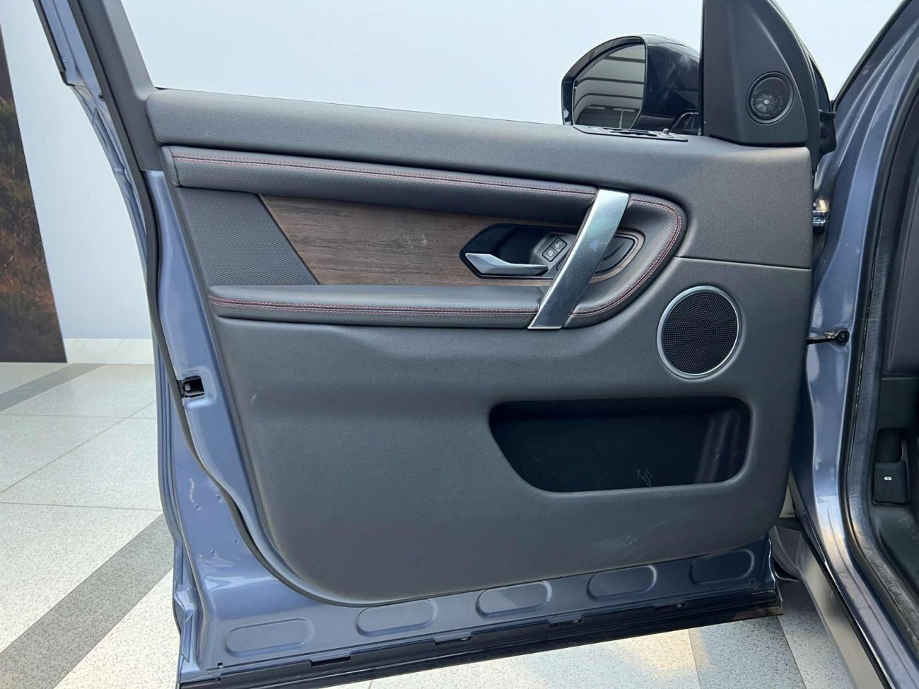 Land Rover Discovery Sport 2021