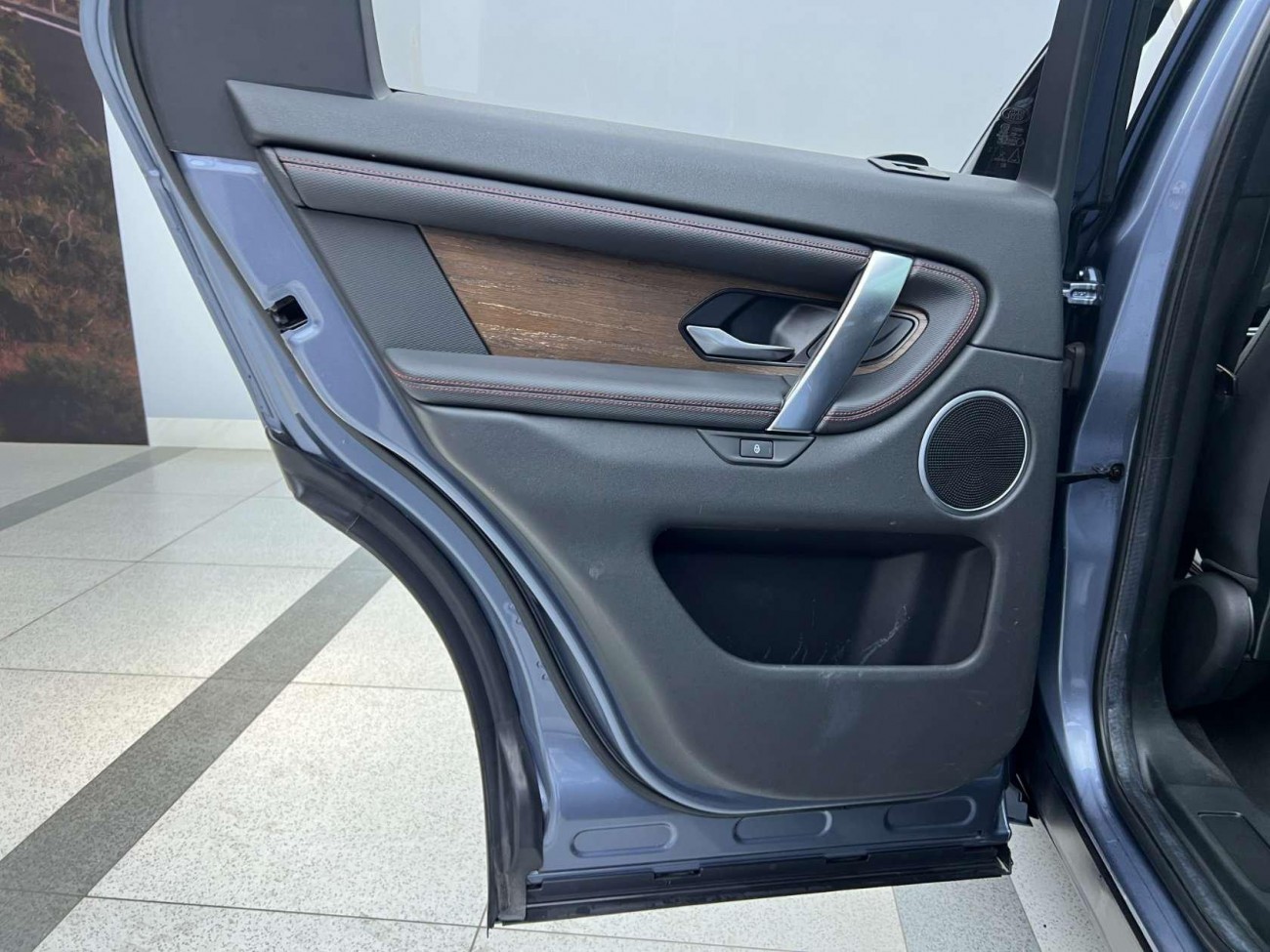 Land Rover Discovery Sport 2021