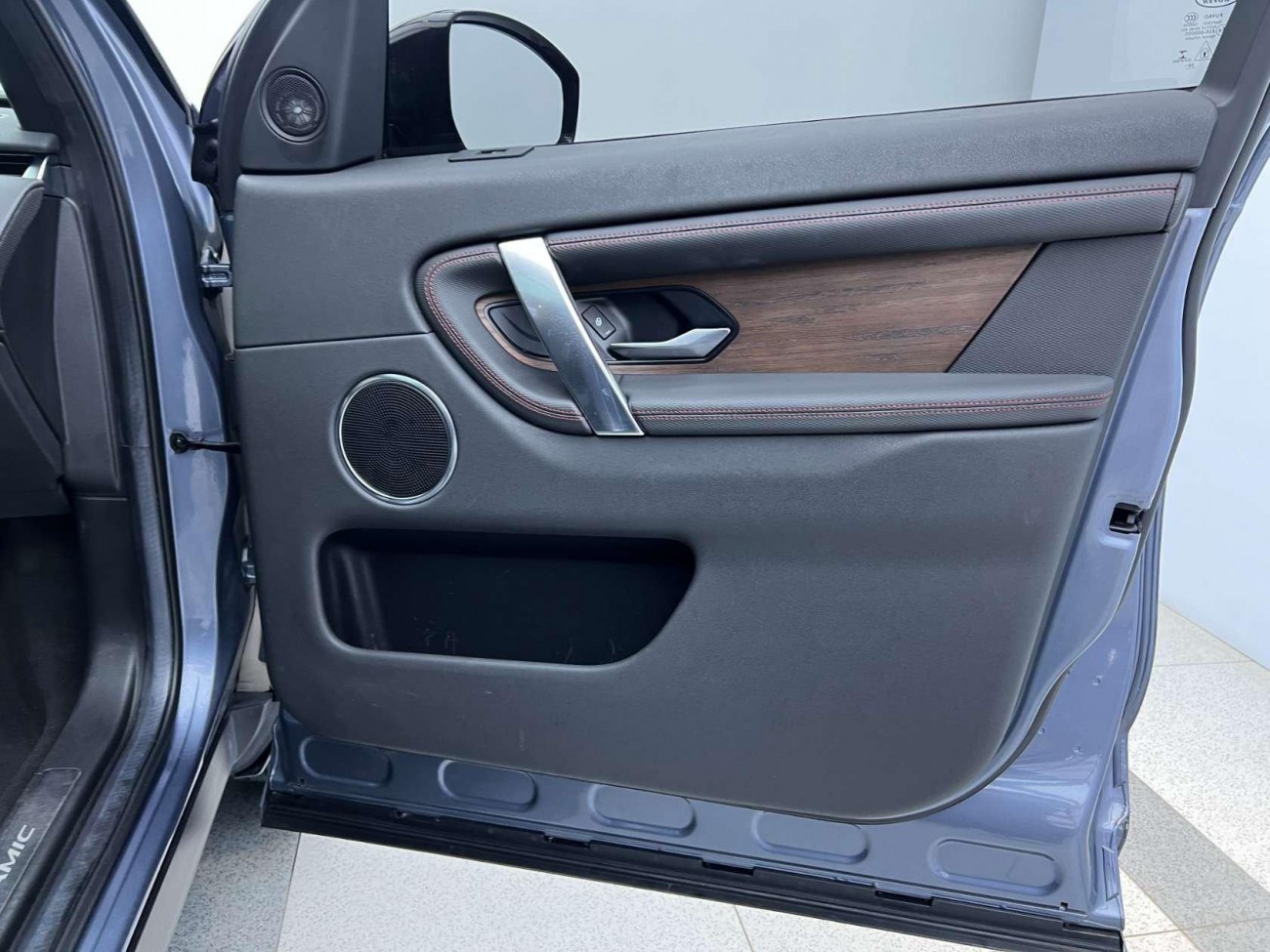 Land Rover Discovery Sport 2021