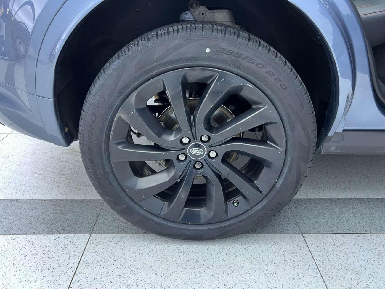 Land Rover Discovery Sport 2021