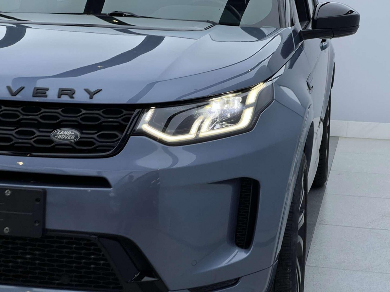 Land Rover Discovery Sport 2021
