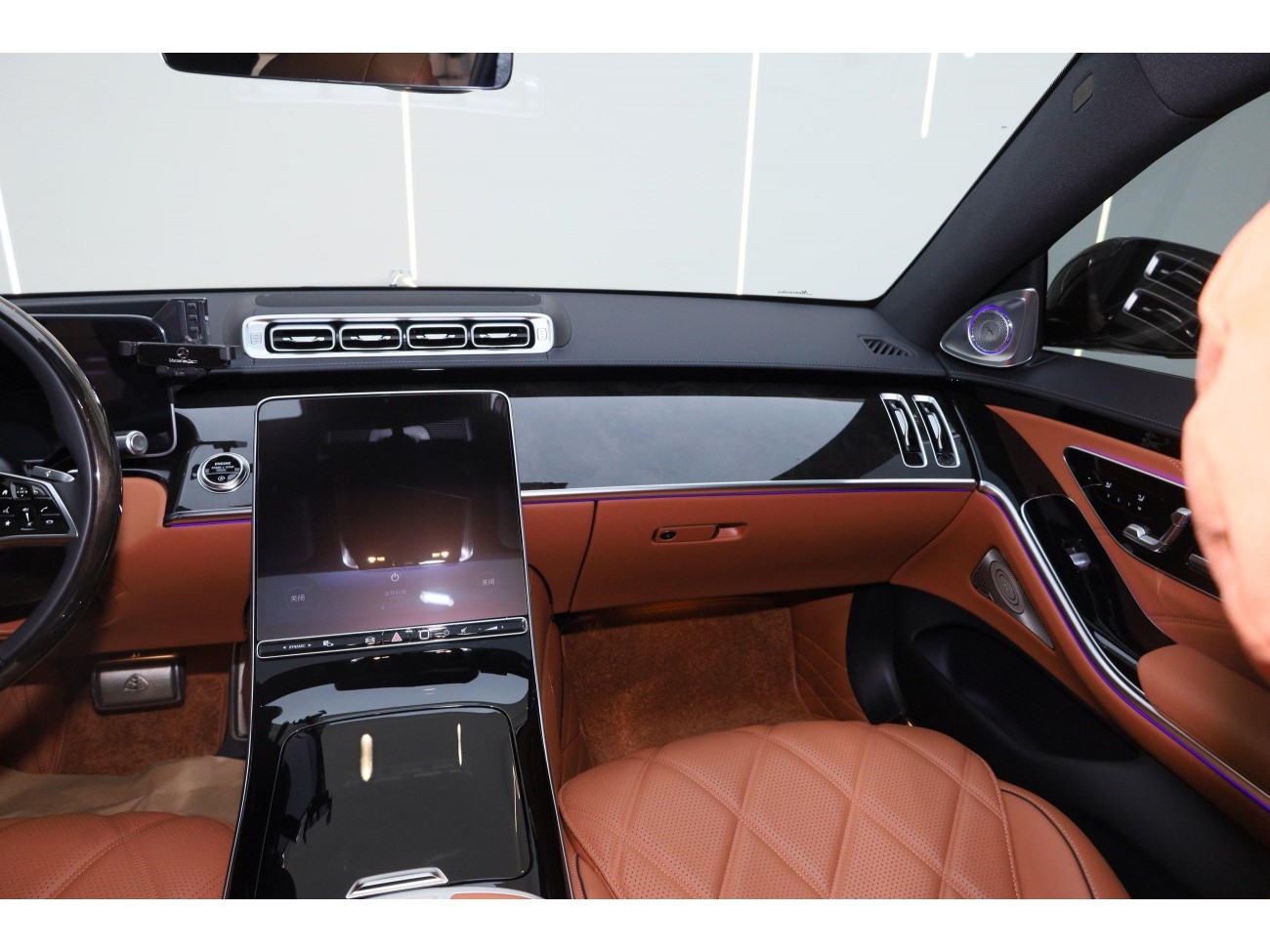 Mercedes-Benz S 480 4MATIC 2025