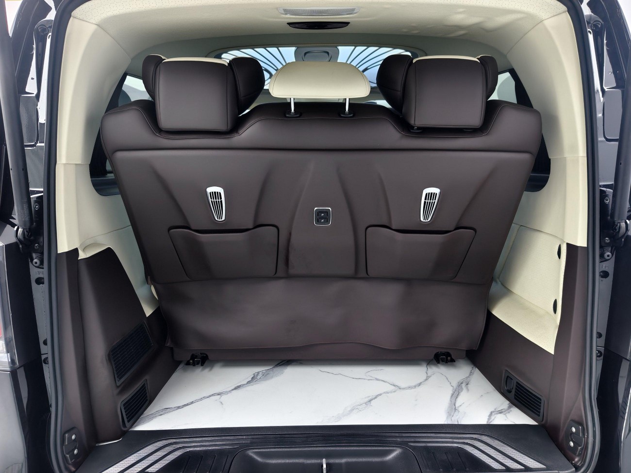 Mercedes-Benz Vito 2024