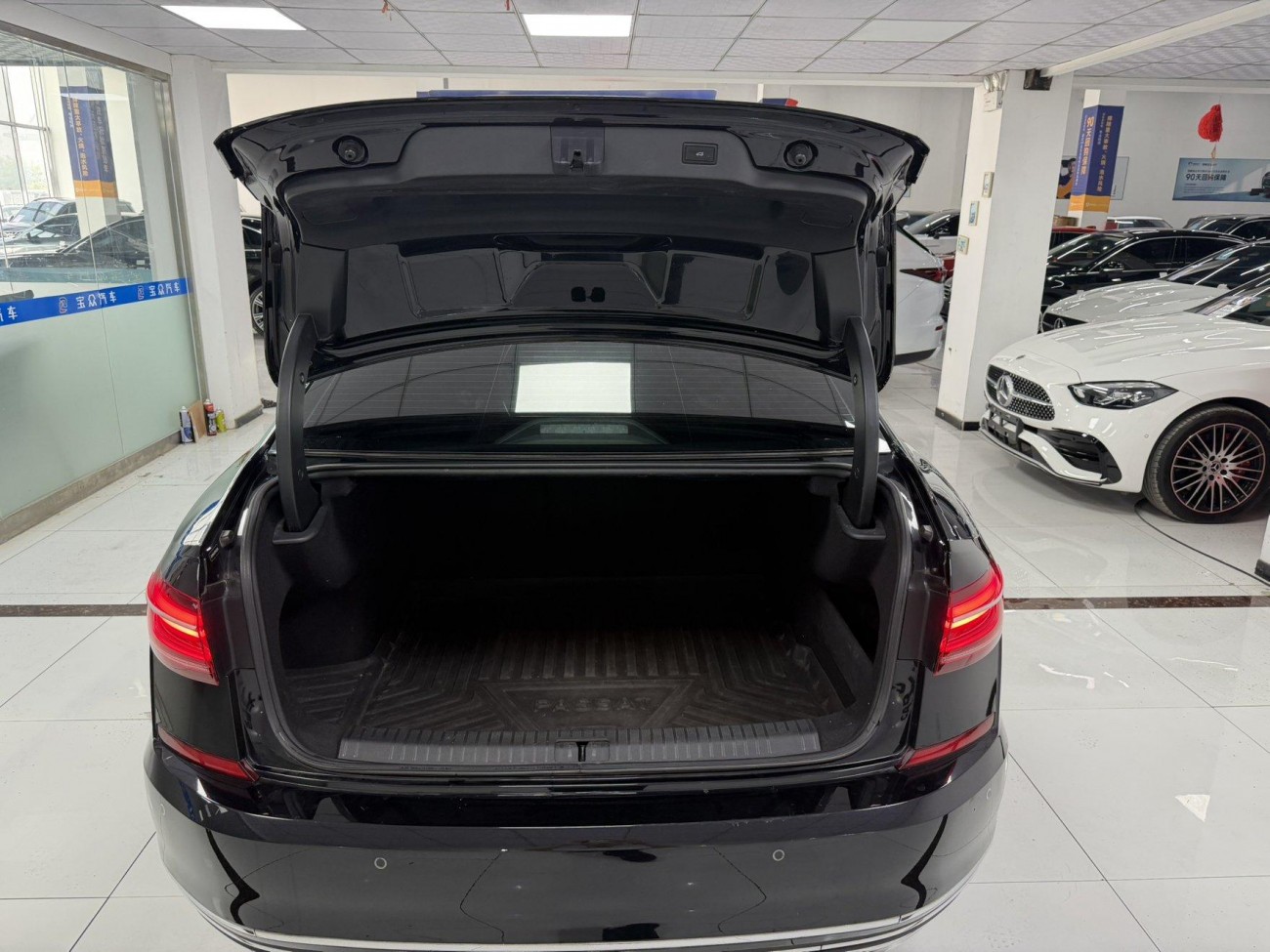 Volkswagen Passat 2023