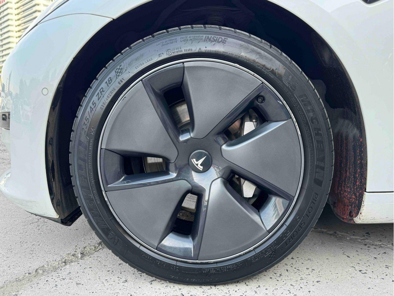 Tesla Model 3 2021