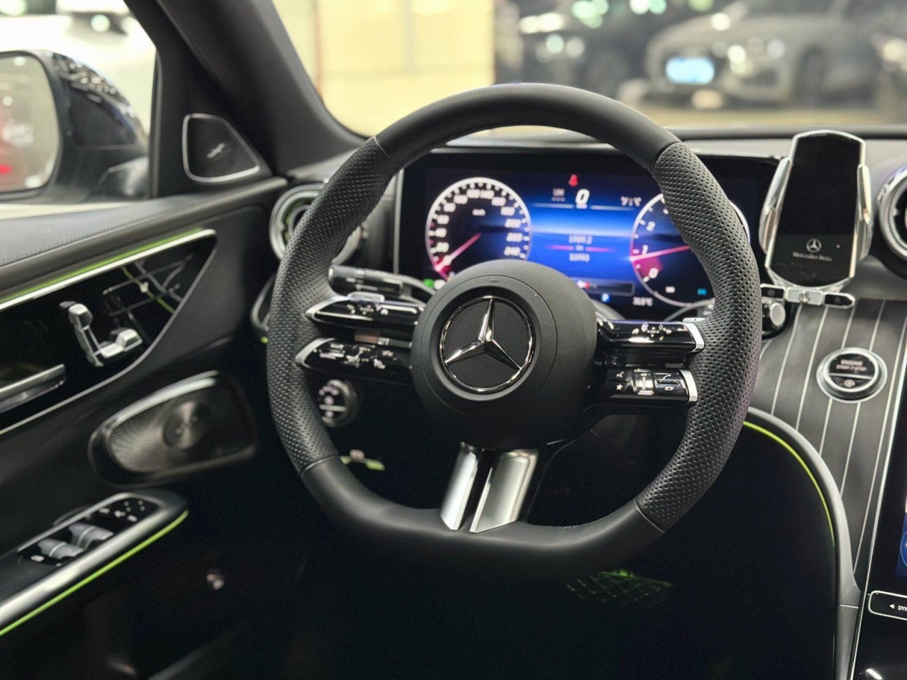Mercedes-Benz C 260 L 2024