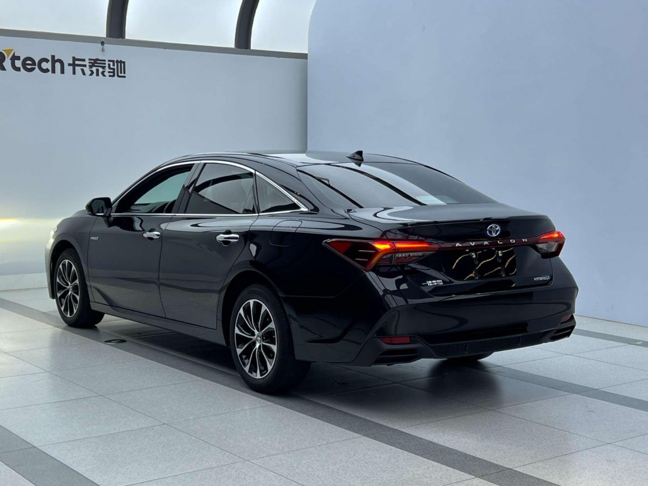 Toyota Avalon 2022
