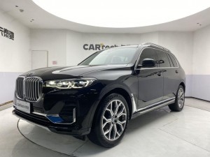 BMW X7 2022