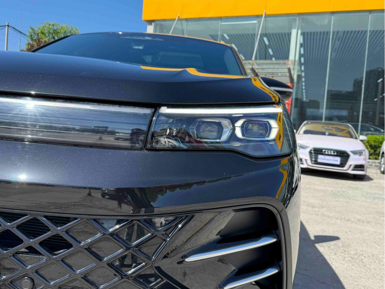 Volkswagen Tiguan L 2024