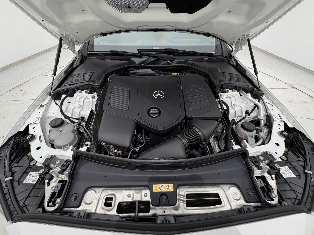 Mercedes-Benz C 260 L 2024