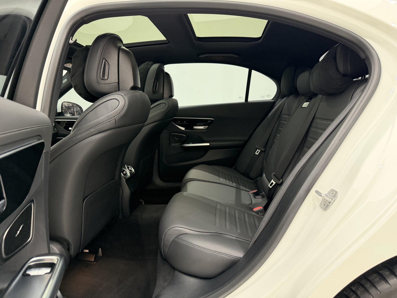 Mercedes-Benz C 260 L 2024
