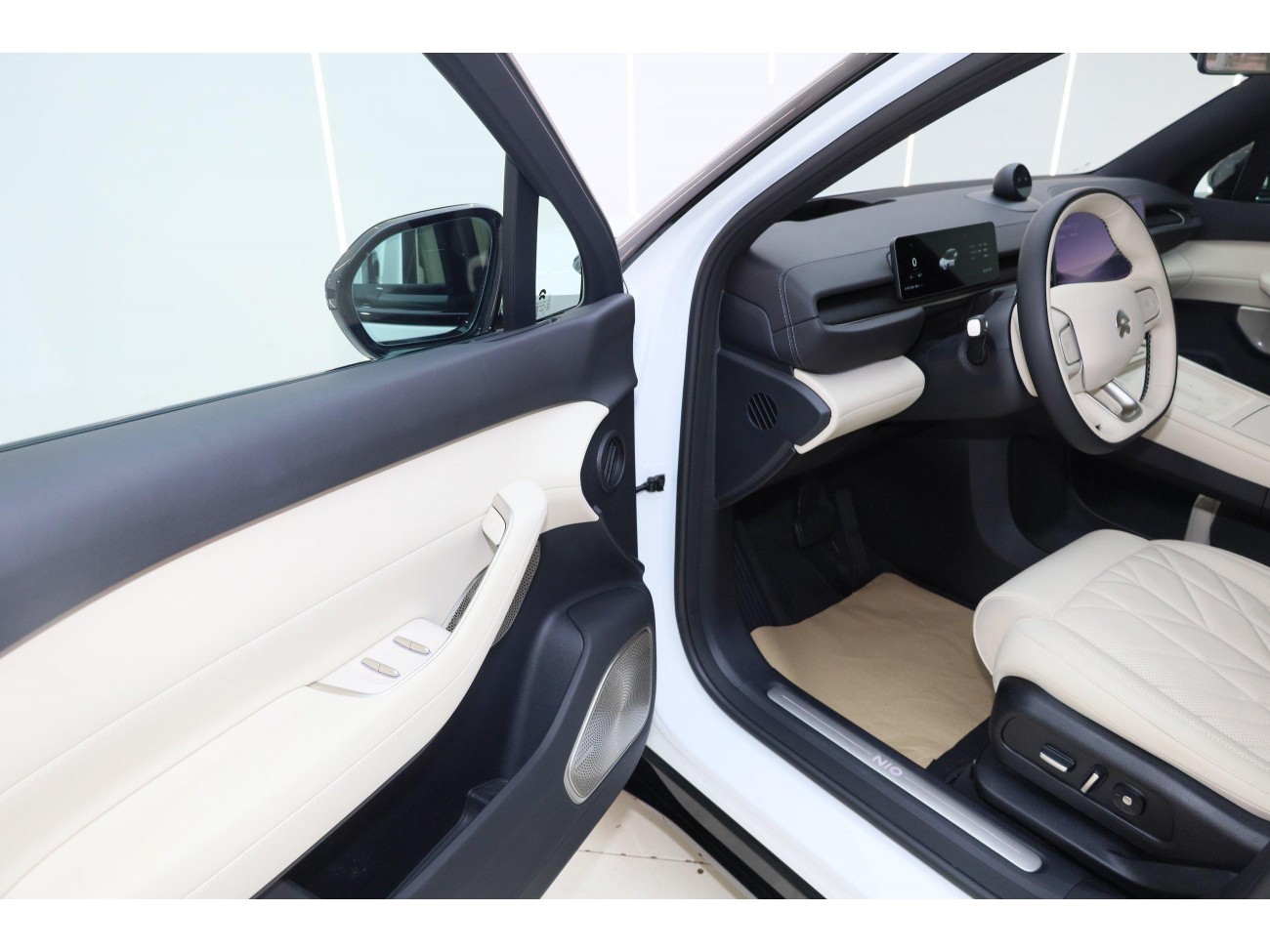 NIO ES6 2025