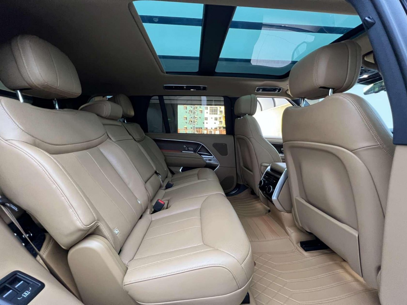 Land Rover Range Rover 2024