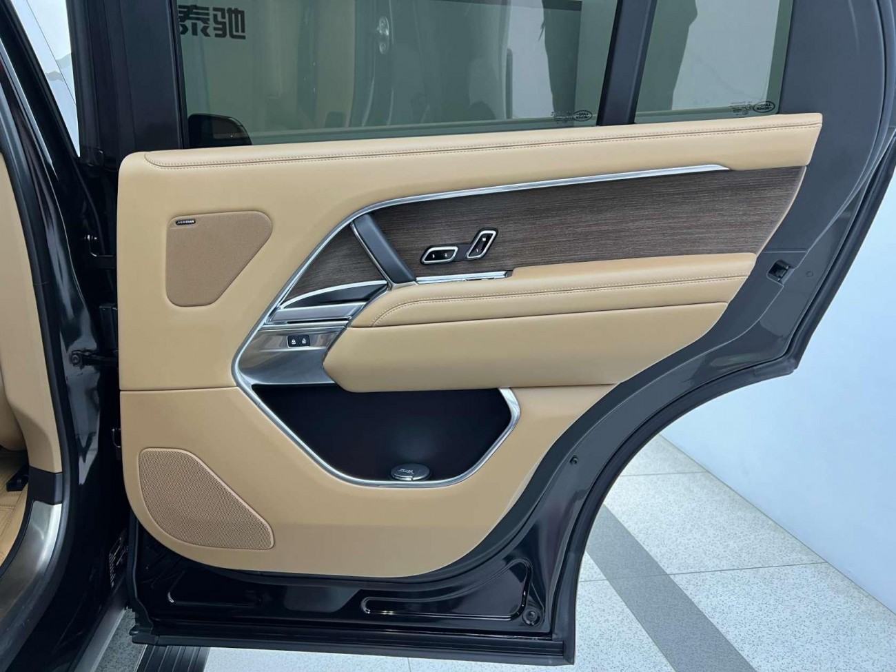 Land Rover Range Rover 2024