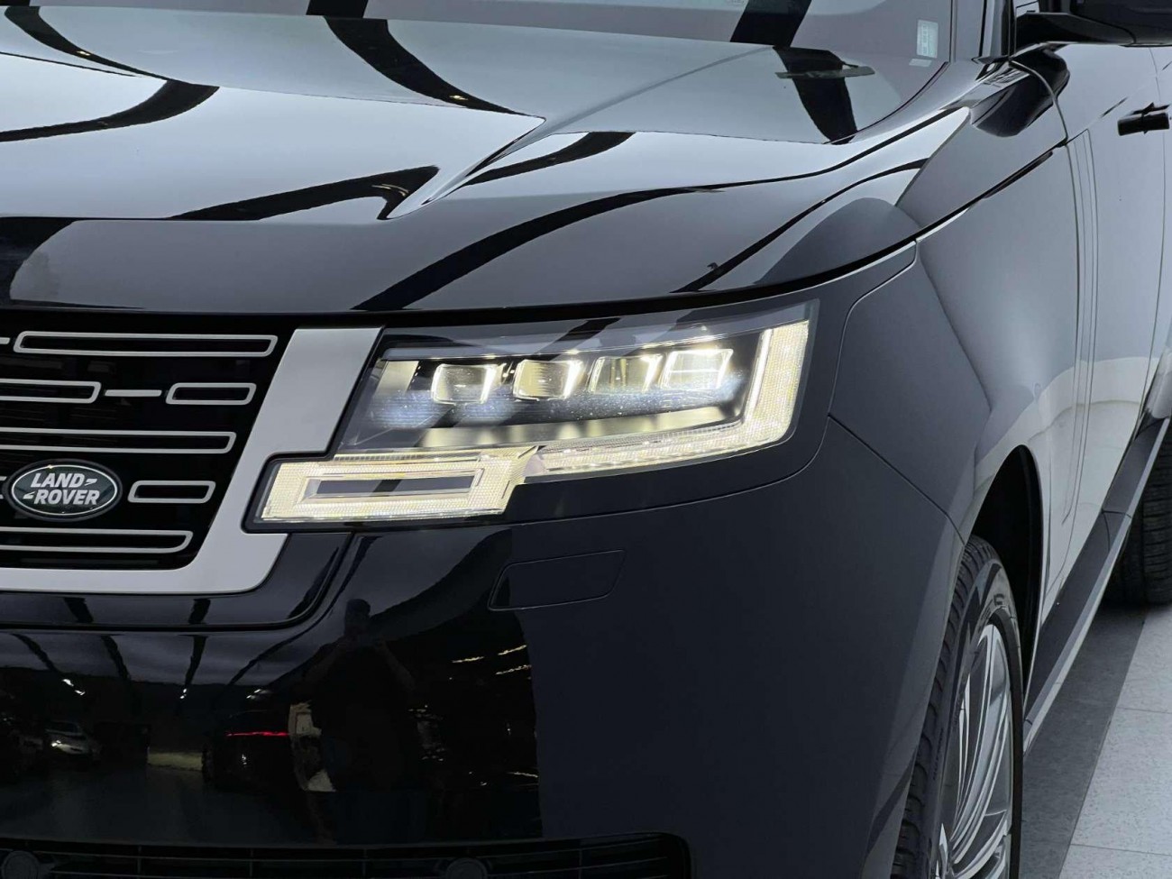 Land Rover Range Rover 2024