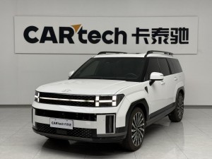Hyundai Santa Fe 2025