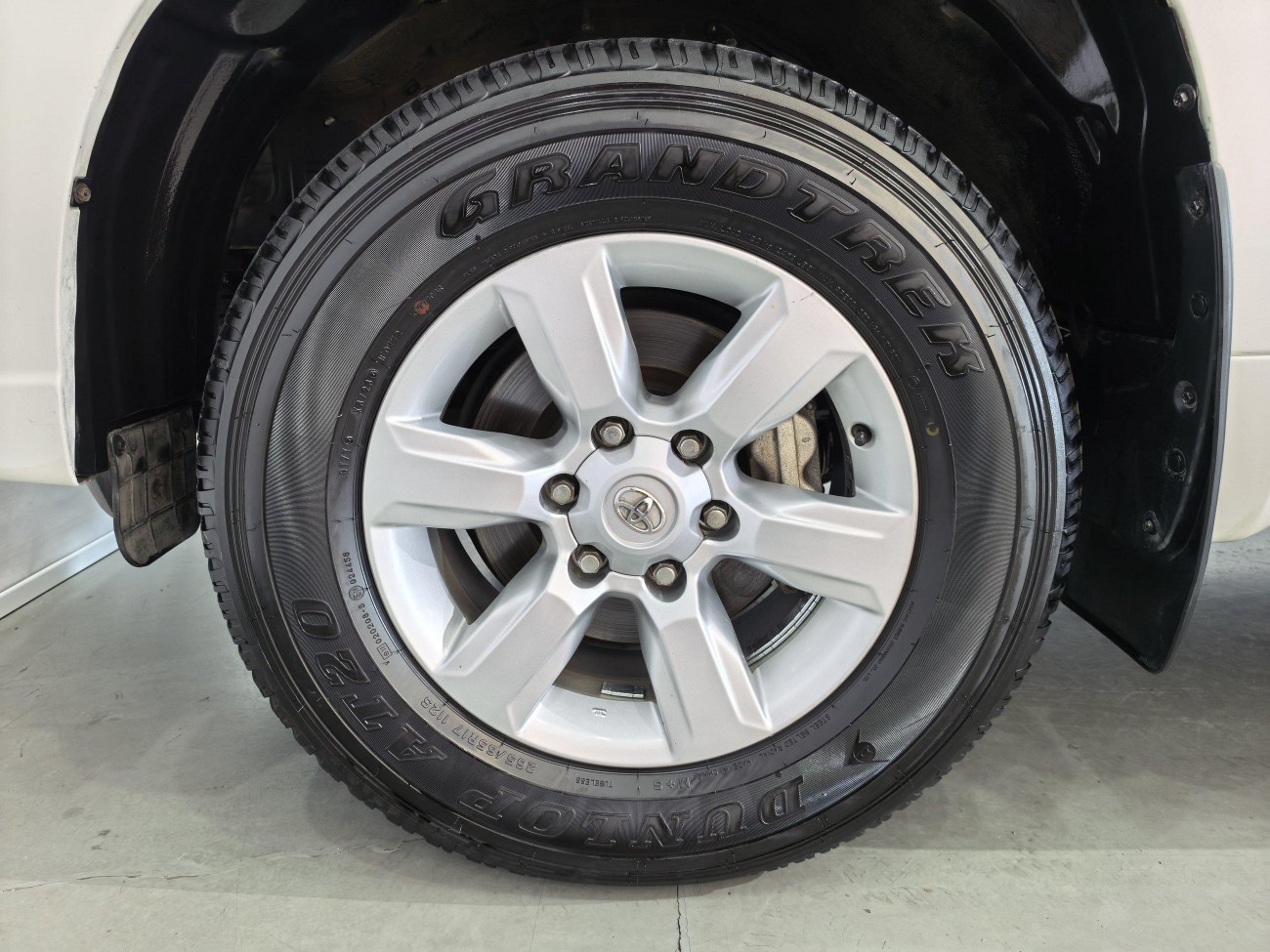 Toyota Prado 2015