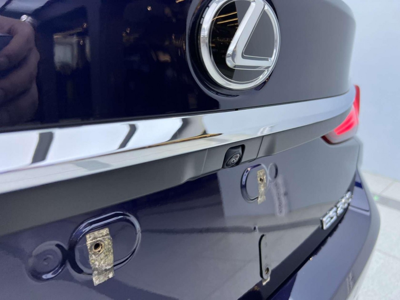 Lexus ES 200 2024