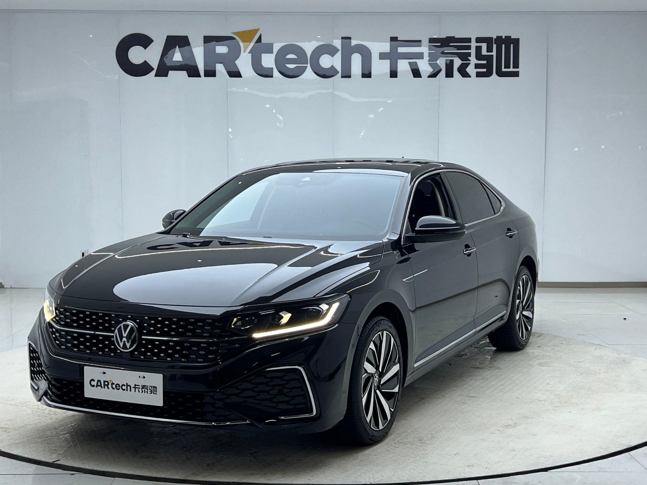 Volkswagen Passat 2023