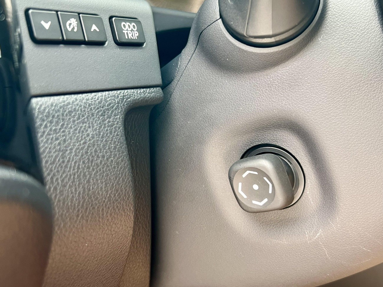 Lexus ES 300h 2023