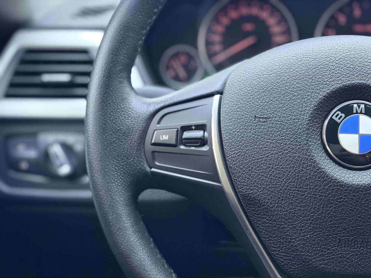 BMW 320Li 2015