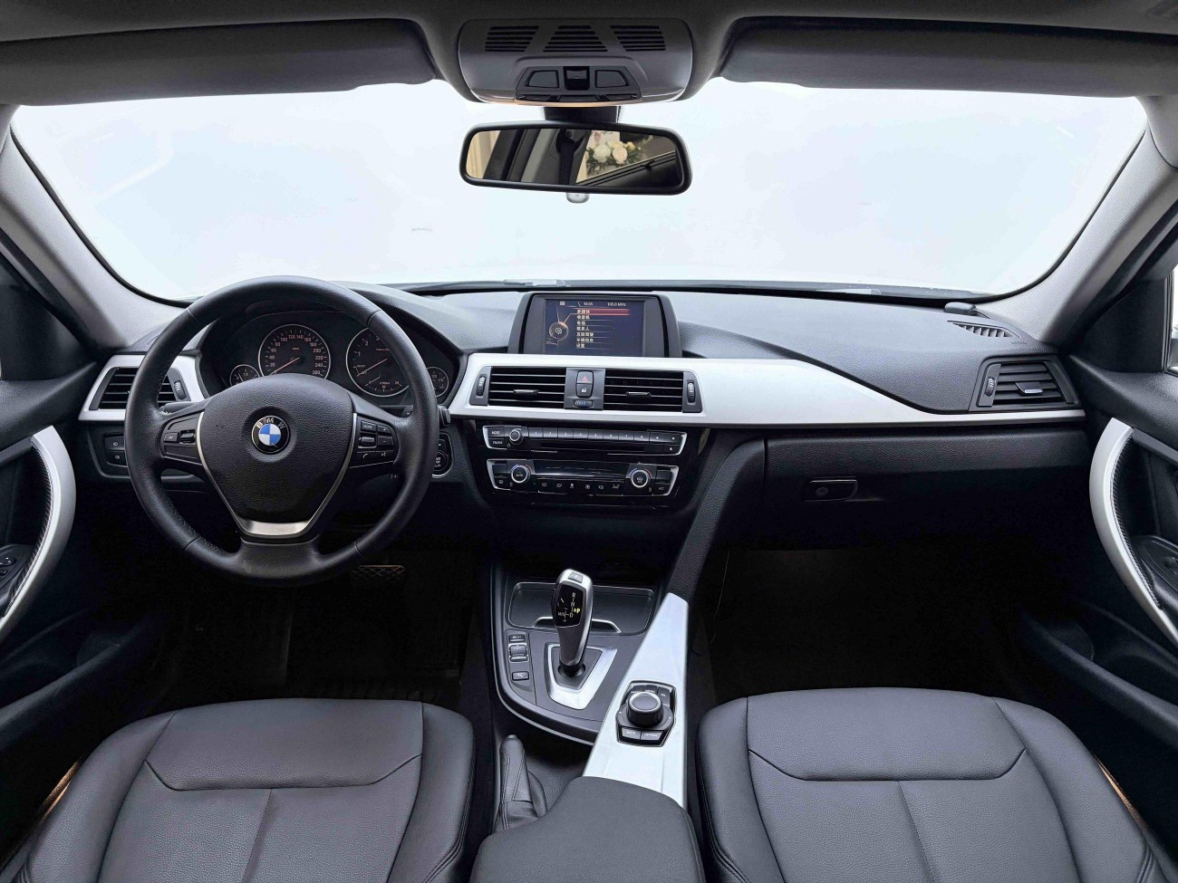 BMW 320Li 2015