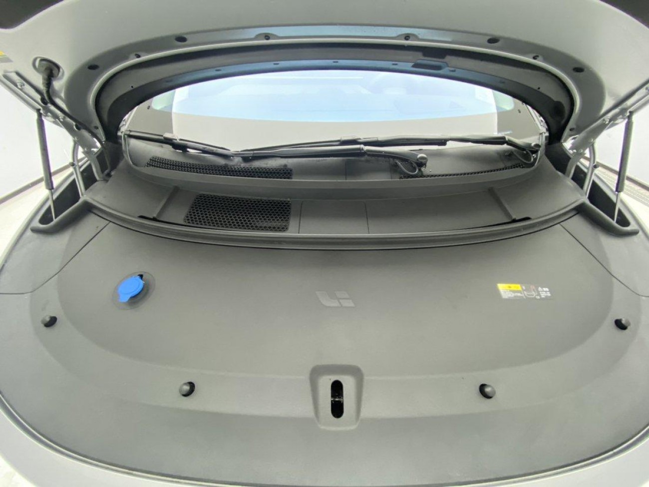 Li Auto i8 2026