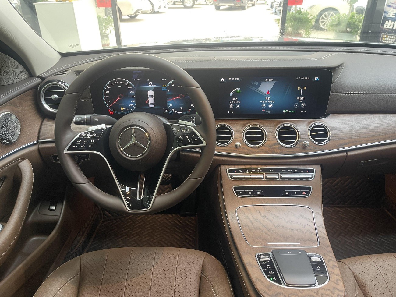 Mercedes-Benz E 300 L 2024