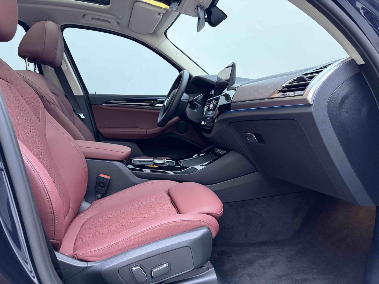 BMW iX3 2025